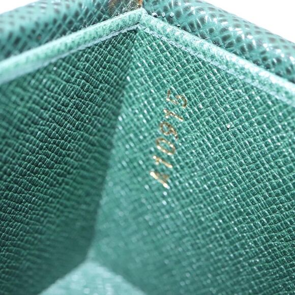 Louis Vuitton Malle Green Leather Travel Bag (Pre-Owned) - Picture 9 of 16
